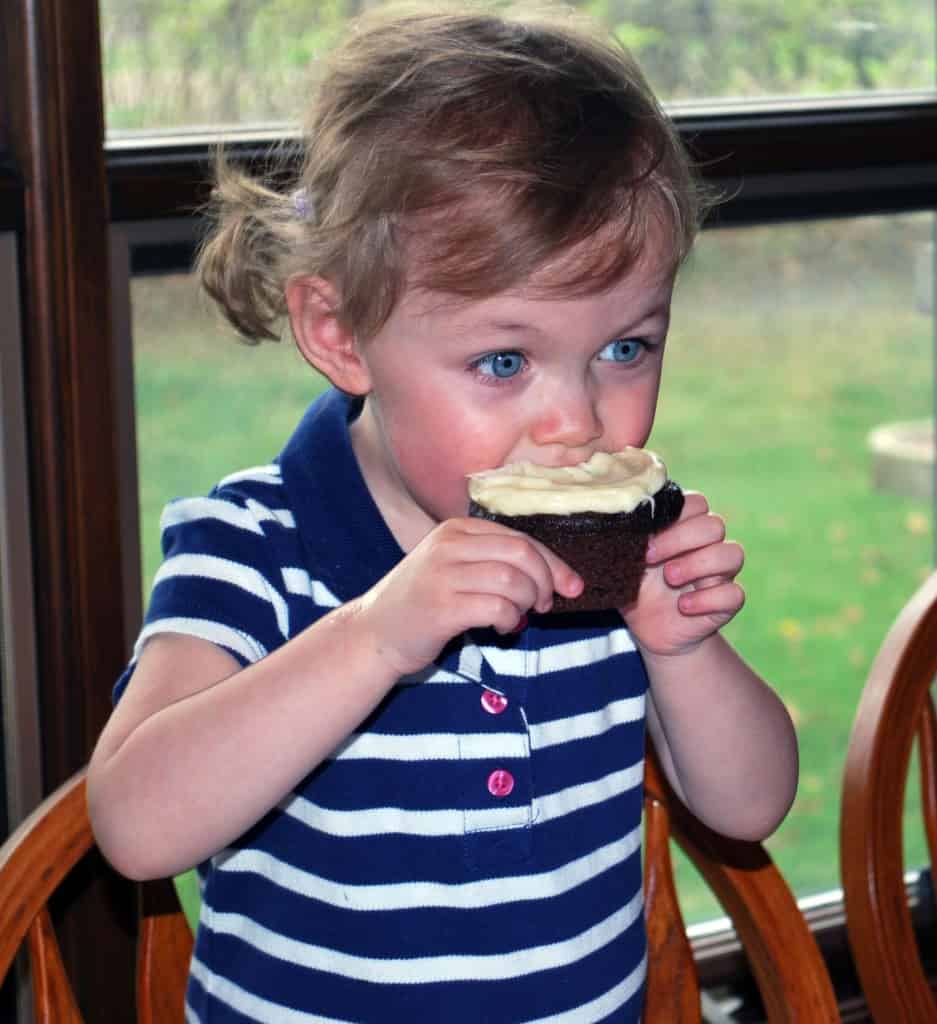 LolaCupcake Lola Cupcake