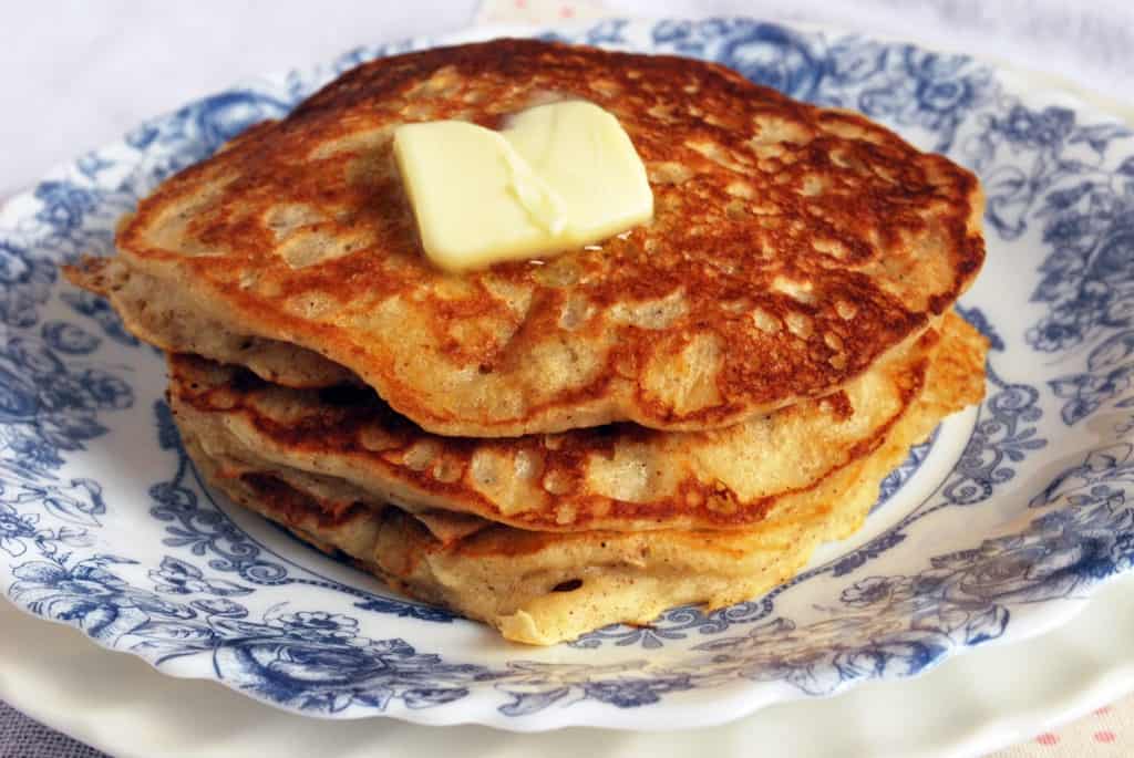 Oatmeal Cookie Pancakes