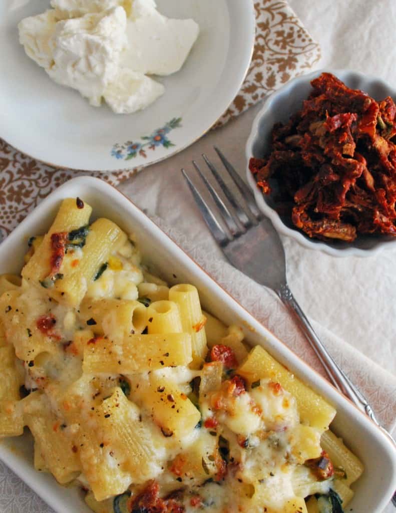 Mediterranean Macaroni and Cheese